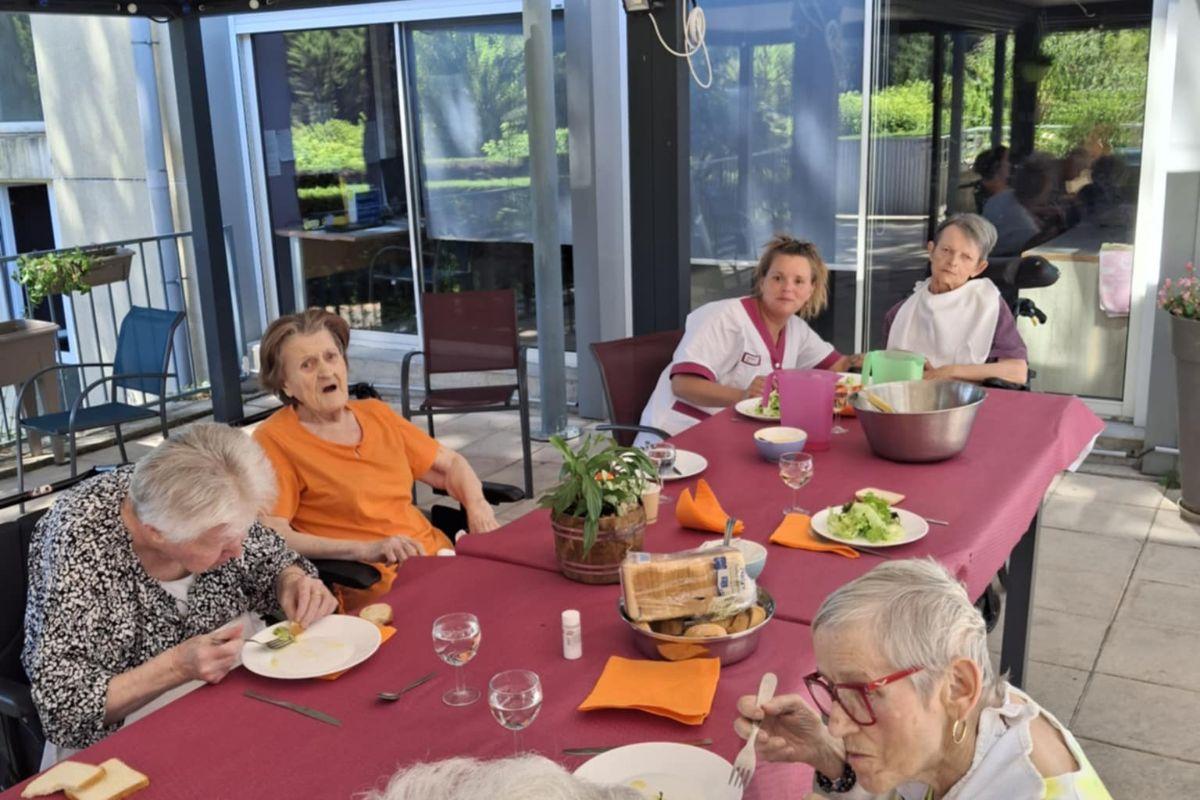 Repas terasse